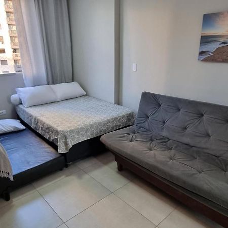 Apartamento Kit Praia Grande Na Guilhermina Frente Mar Appartement Buitenkant foto